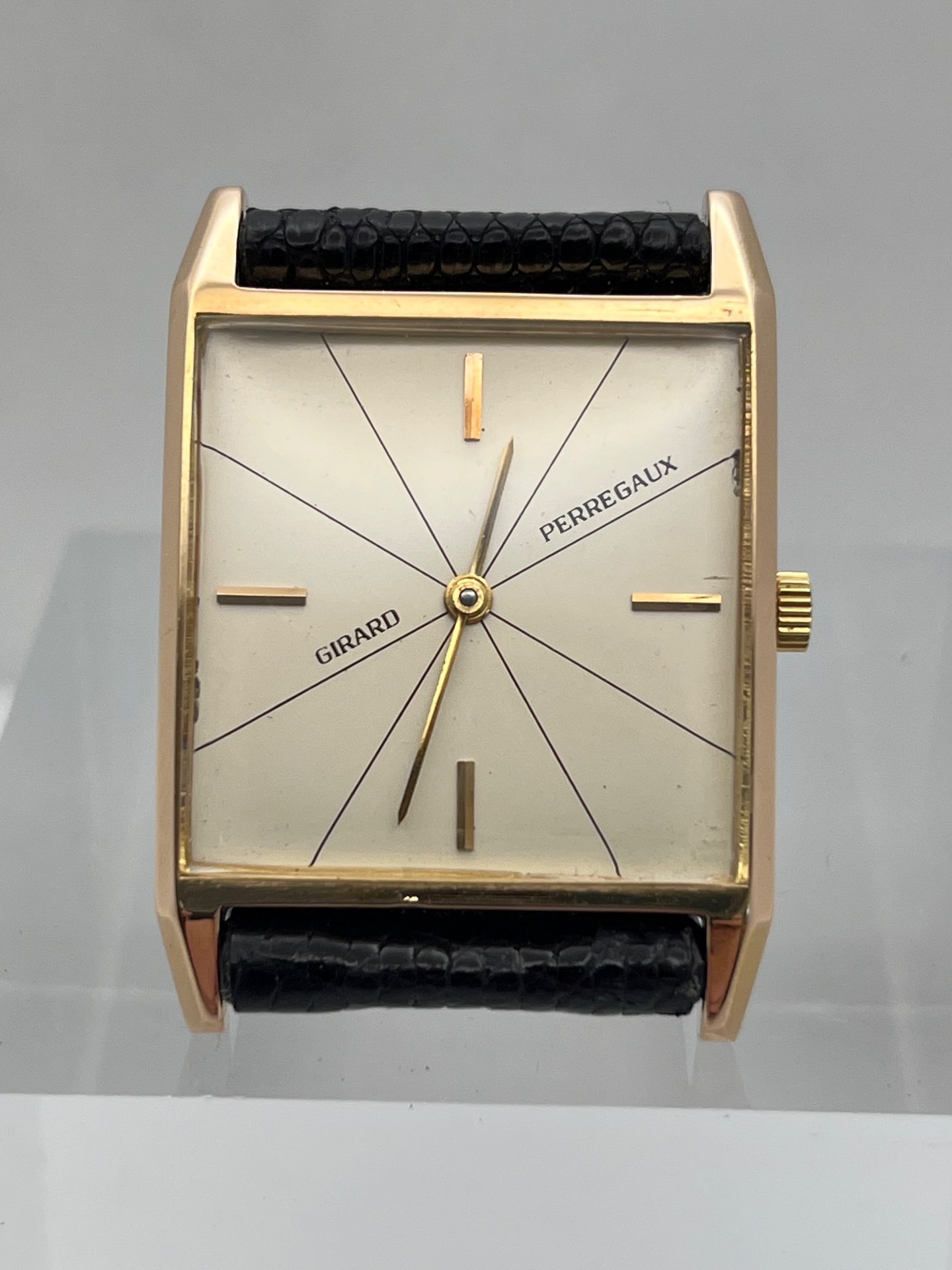 Orologi Girard-Perregaux Toscana